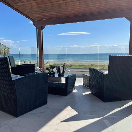 Beachfront Villa - Dasaki Lárnaca Exterior foto